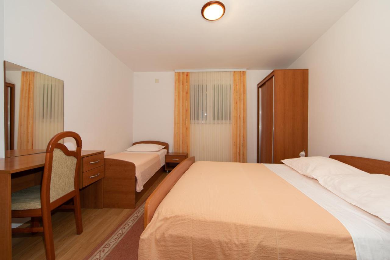 Apartmani Biser Tučepi Eksteriør bilde