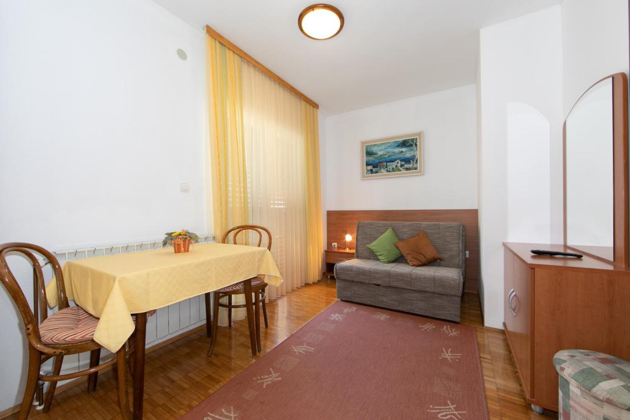 Apartmani Biser Tučepi Eksteriør bilde