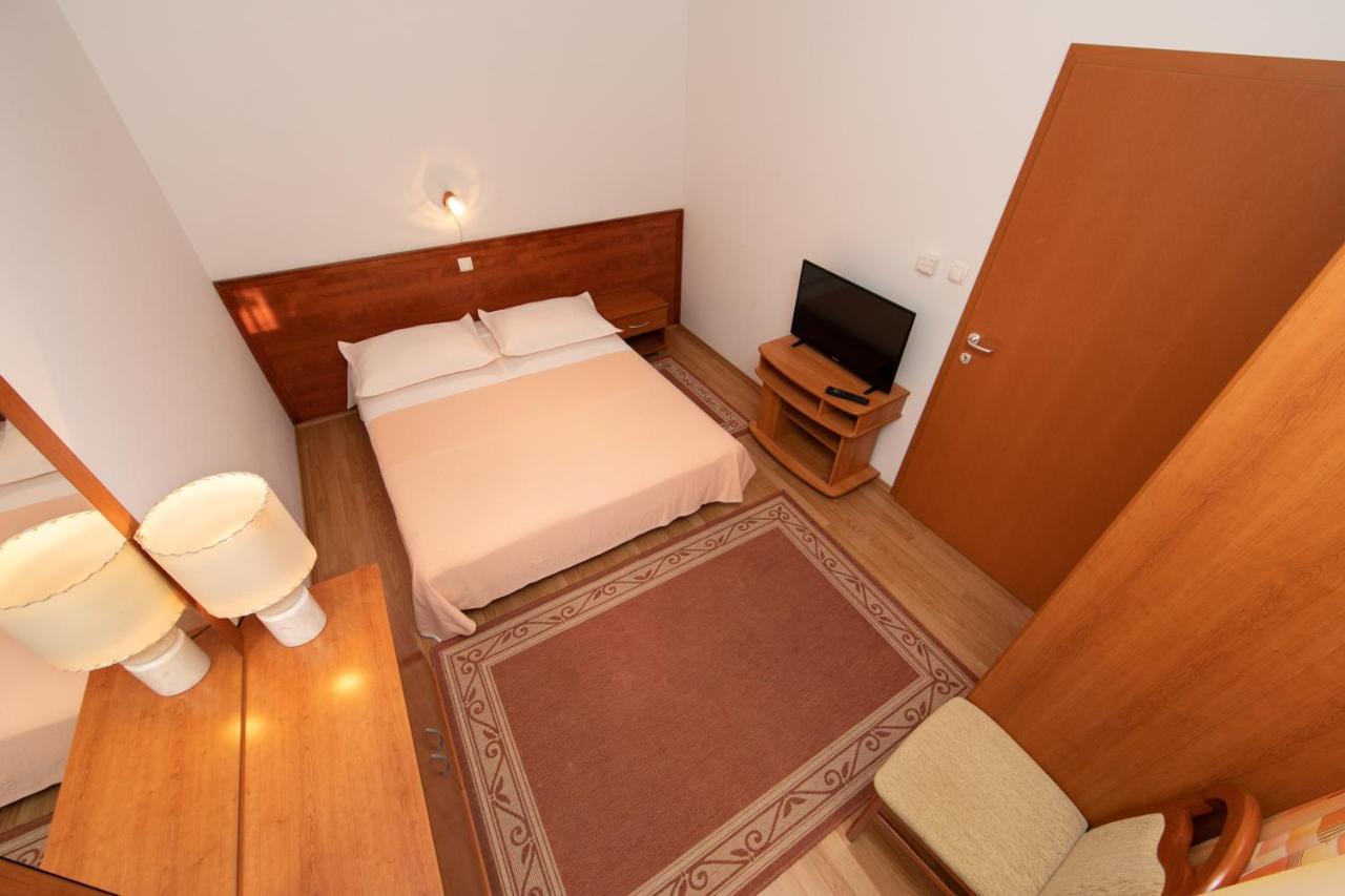Apartmani Biser Tučepi Eksteriør bilde